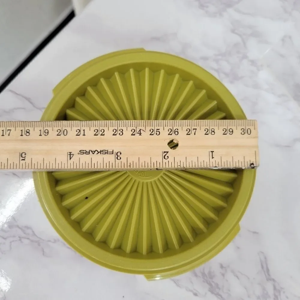 Tupperware harvest orange
